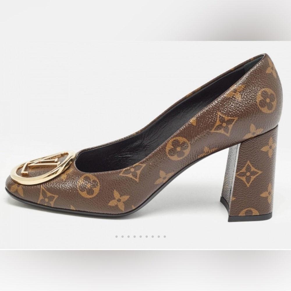 Louis Vuitton Monogram Canvas Madeleine Pumps Size 38